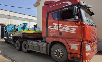 青岛恒林工业集团发山东莒南友园Q3720双吊钩抛丸清理机第1车