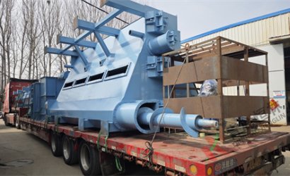 青岛恒林工业集团发中国舞阳钢铁集团公司Q6938辊道通过式中厚板抛丸清理机第1车